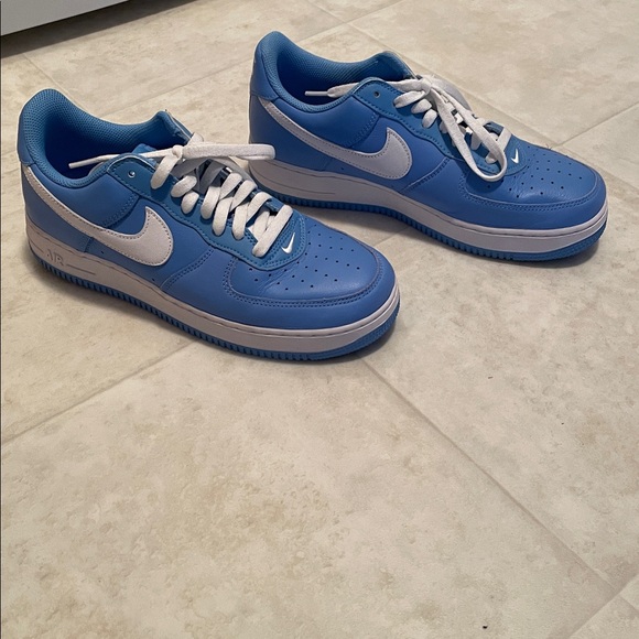 Nike Air Force One Carolina Blue men’s size 10 - Picture 14 of 16